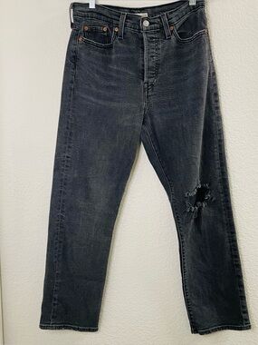 Levi’s Black Wedgie Straight Distressed Denim Jeans | Size 28